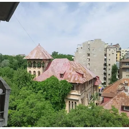 Park Nest בוקרשט